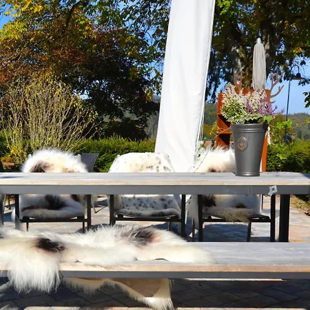 Genusshotel Hirschen - Erholung Im Gruenen فندق Sallneck