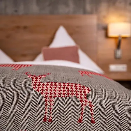 فندق Genusshotel Hirschen - Erholung Im Gruenen Sallneck