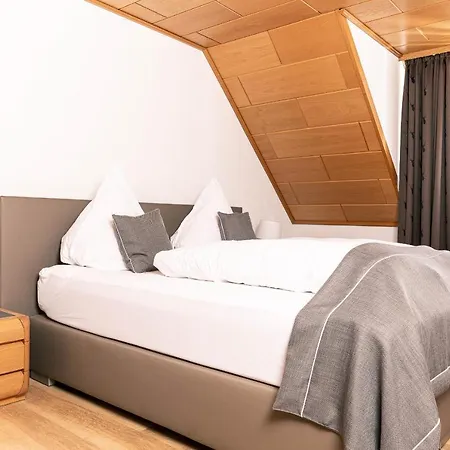 Genusshotel Hirschen - Erholung Im Gruenen Hotel 3*