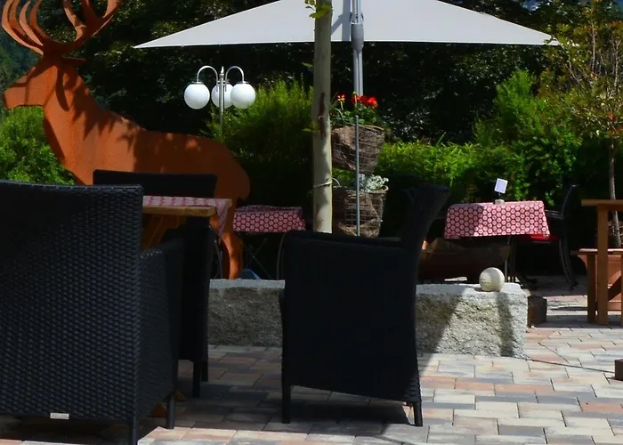 Genusshotel Hirschen - Erholung Im Gruenen 3* Sallneck