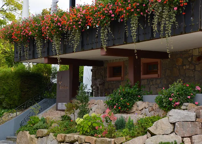 Genusshotel Hirschen - Erholung Im Gruenen Hotell 3*