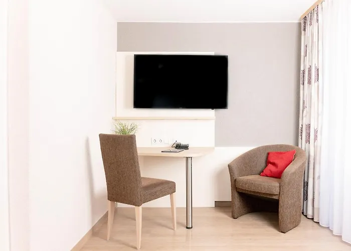 Genusshotel Hirschen - Erholung Im Gruenen Hotell 3*