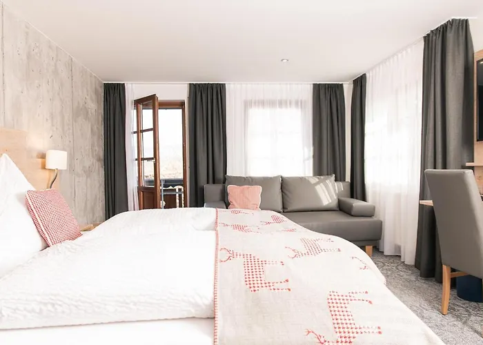 Hotell Genusshotel Hirschen - Erholung Im Gruenen 3*